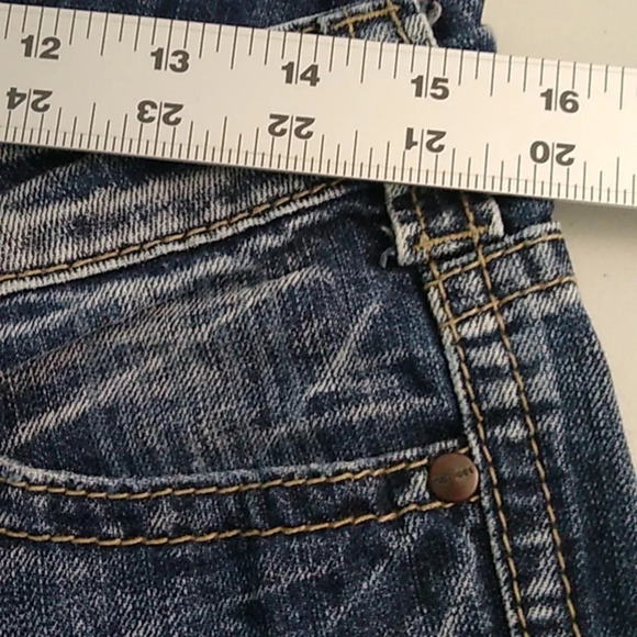 MAURICES JENNA, BOOTCUT, MIDRISE, SIDE LEG VENT, LIGHTLY DISTRESSED, LONG, JEANS - Picture 9 of 16